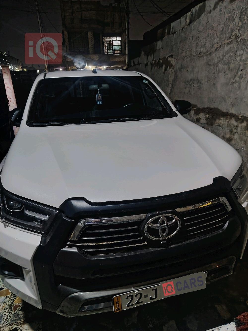 تويوتا هايلوكس